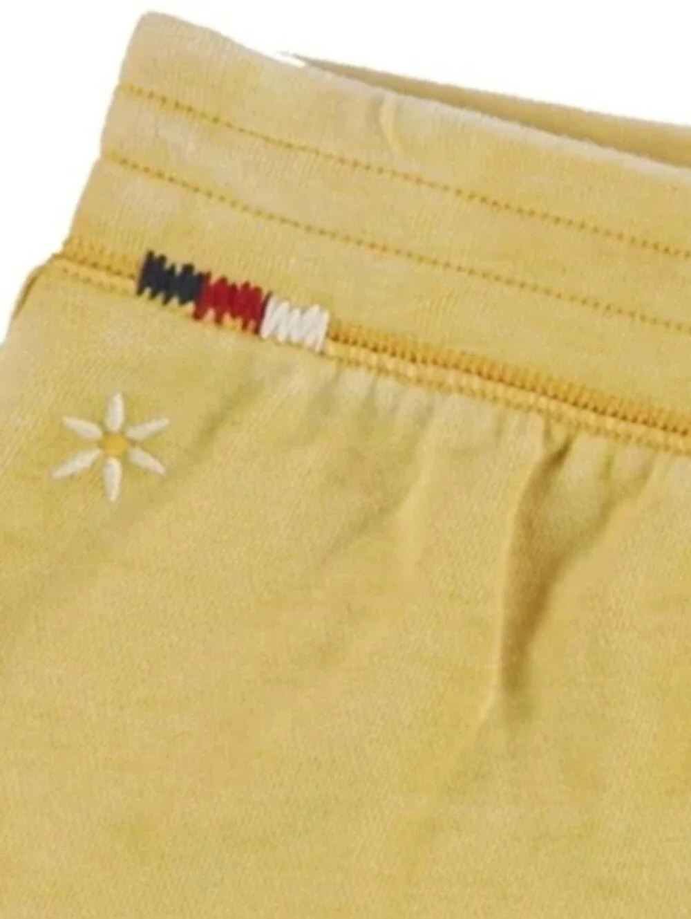PJ Salvage Vintage Feels Embroidered Flower Shorts. NWT, Medium